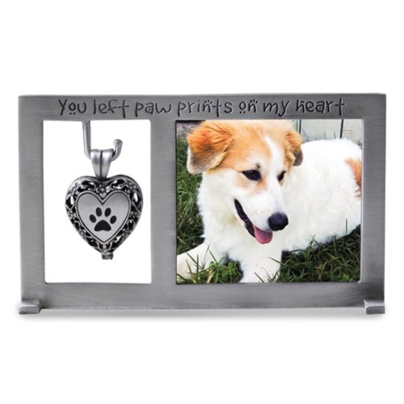 Pet Memorial Ash Holder Heart Locket with Photo Frame - Picture 2 of 3